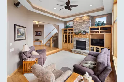 19099 Highview Court, Prior Lake, MN 55372 - Photo 10