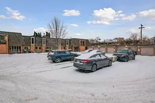 6381 Barrie Rd, Edina, MN 55435 - Photo 30