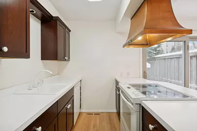 6381 Barrie Road #0120, Edina, MN 55435 - Photo 12