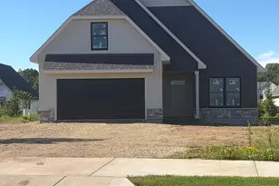 2236 Aftonn Cir, Hudson, WI 54016 - Photo 2