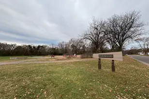 1367 Skillman Ave E, Maplewood, MN 55109 - Photo 10