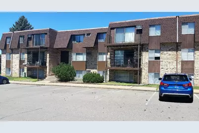 417 S Wasson Lane #G2, River Falls, WI 54022 - Photo 1