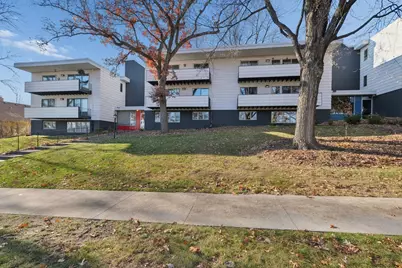 1261 Cleveland Avenue N #2A, Saint Paul, MN 55108 - Photo 1