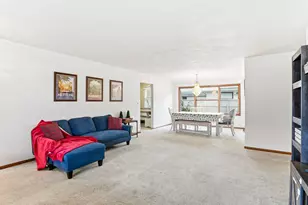 209 13th St NE, Owatonna, MN 55060 - Photo 6