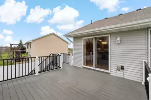 981 Farmers Rdg Trl, Belle Plaine, MN 56011 - Photo 10