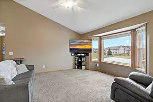 981 Farmers Rdg Trl, Belle Plaine, MN 56011 - Photo 14