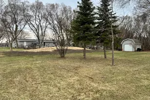 8042 Meades Addn Dr SE, Alexandria, MN 56308 - Photo 8