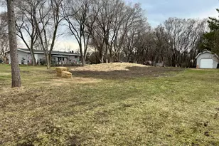8042 Meades Addn Dr SE, Alexandria, MN 56308 - Photo 10