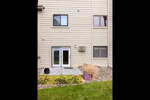 1580 Wheelock Ln, Saint Paul, MN 55117 - Photo 18