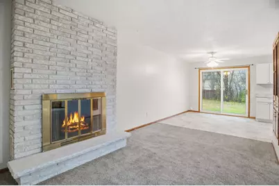 7809 Georgia Avenue N, Brooklyn Park, MN 55445 - Photo 6