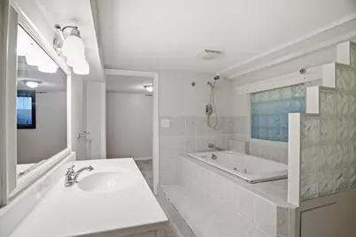 7809 Georgia Avenue N, Brooklyn Park, MN 55445 - Photo 20