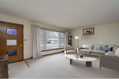 835 Westwood Drive, Faribault, MN 55021 - Photo 2