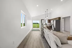 2533 38th Ave S, Moorhead, MN 56560 - Photo 8