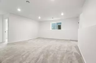 2515 38th Ave S, Moorhead, MN 56560 - Photo 24