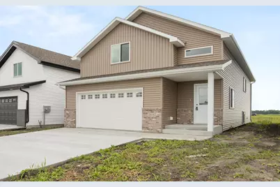 2515 38th Avenue S, Moorhead, MN 56560 - Photo 1