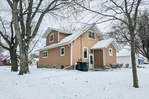 1249 Oak St, Wabasso, MN 56293 - Photo 6