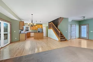 969 Kelly St, Lino Lakes, MN 55014 - Photo 6