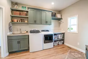 131 Pine St NW, New London, MN 56273 - Photo 42