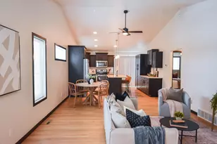 7454 21st St S, Fargo, ND 58104 - Photo 6