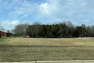 1629 Seath Dr, Albert Lea, MN 56007 - Photo 1