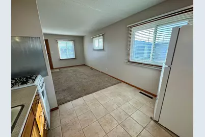 303 6th Avenue SW, Stewartville, MN 55976 - Photo 8