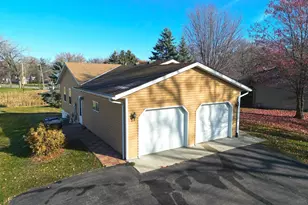210 Knollwood Street W, Annandale, MN 55302 - Photo 36