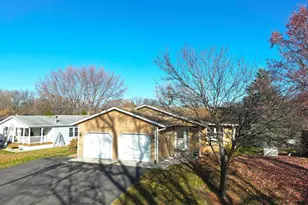 210 Knollwood Street W, Annandale, MN 55302 - Photo 38