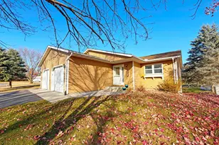 210 Knollwood Street W, Annandale, MN 55302 - Photo 34