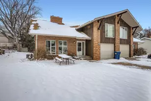 1745 Duluth St, Maplewood, MN 55109 - Photo 1