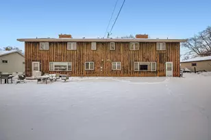 1745 Duluth St, Maplewood, MN 55109 - Photo 26