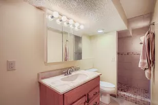 1745 Duluth St, Maplewood, MN 55109 - Photo 28