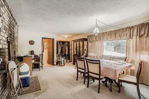 1745 Duluth St, Maplewood, MN 55109 - Photo 12
