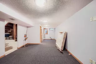 1745 Duluth St, Maplewood, MN 55109 - Photo 24