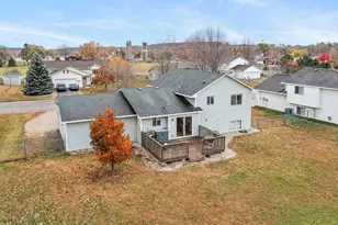 504 S Maple St, Belle Plaine, MN 56011 - Photo 42