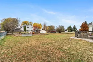 504 S Maple St, Belle Plaine, MN 56011 - Photo 38