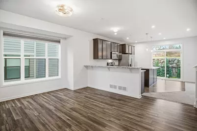 4035 River Valley Way, Eagan, MN 55122 - Photo 4