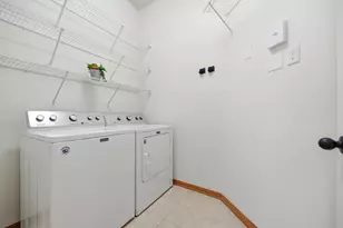 1256 County Rd D E, Maplewood, MN 55109 - Photo 26