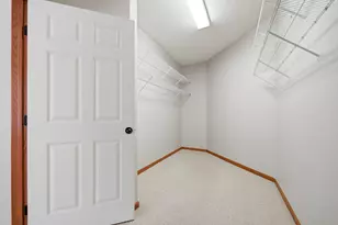 1256 County Rd D E, Maplewood, MN 55109 - Photo 24