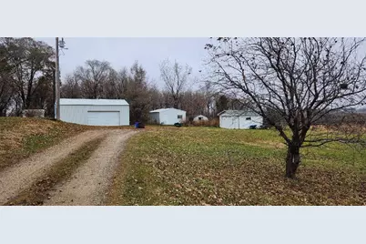 77348 325th Street, Ellendale, MN 56026 - Photo 2