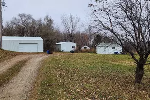 77348 325th St, Ellendale, MN 56026 - Photo 2