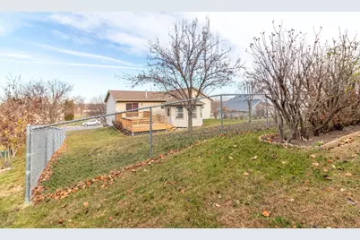 502 Gumtree Street NE, Saint Joseph, MN 56374 - Photo 8