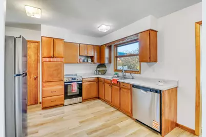 1119 Elm Street S, Moorhead, MN 56560 - Photo 2