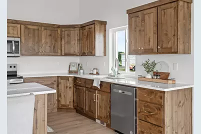 2629 38 Avenue S, Moorhead, MN 56560 - Photo 20