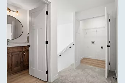 2611 38 Avenue S, Moorhead, MN 56560 - Photo 8