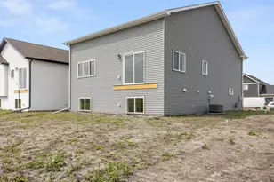 2611 38th Ave S, Moorhead, MN 56560 - Photo 42