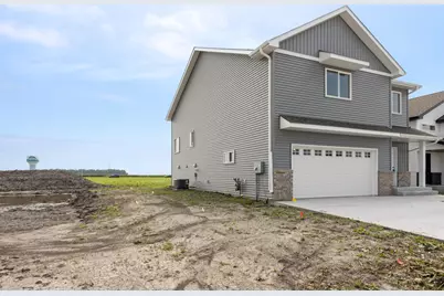 2611 38 Avenue S, Moorhead, MN 56560 - Photo 40