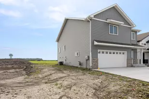 2611 38th Ave S, Moorhead, MN 56560 - Photo 40