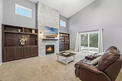 1705 Vale Court, Faribault, MN 55021 - Photo 2