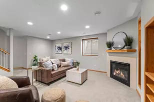 2208 Liberty Ln, Eagan, MN 55122 - Photo 22