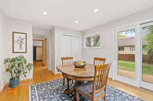 212 Birchwood Dr N, Stillwater, MN 55082 - Photo 6